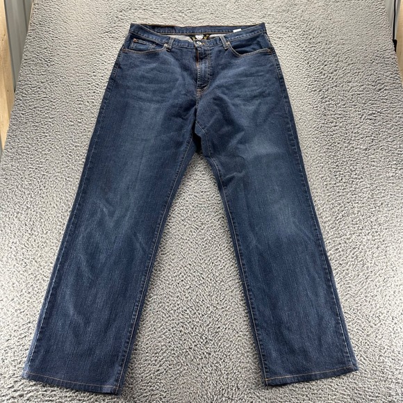 Lucky Brand Jeans Mens 36x32 Blue Dark Wash Cotton Stretch Classic Fit Denim - Picture 1 of 10